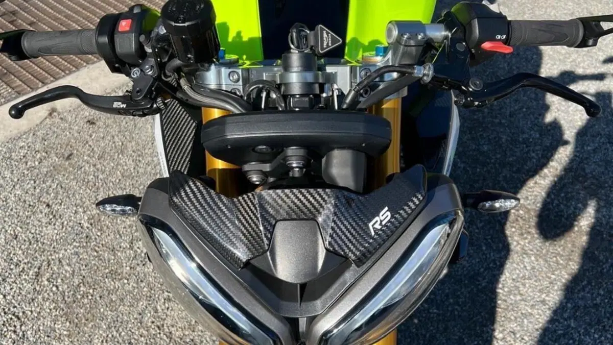 Triumph Street Triple 765 Moto2 Edition (2023 - 24)  (4)
