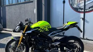Triumph Street Triple 765 Moto2 Edition (2023 - 24)  (9)