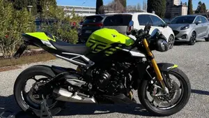 Triumph Street Triple 765 Moto2 Edition (2023 - 24)  (11)