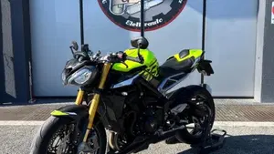 Triumph Street Triple 765 Moto2 Edition (2023 - 24)  (13)