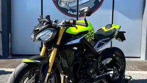 Triumph Street Triple 765 Moto2 Edition (2023 - 24)  (14)