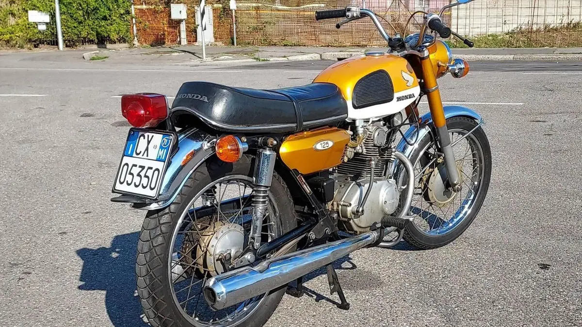 Honda   (4)