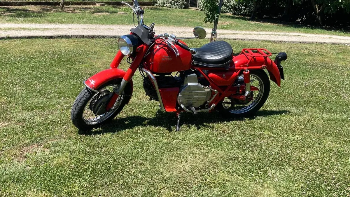 Moto Guzzi   (2)