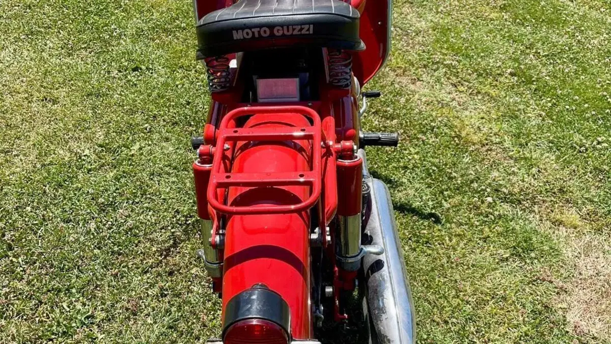 Moto Guzzi   (6)