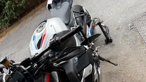 Bmw M 1000 R (2025 - 27)  (5)