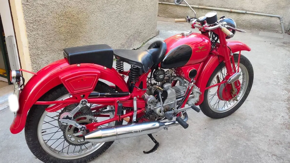 Moto Guzzi   (4)