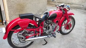 Moto Guzzi   (4)