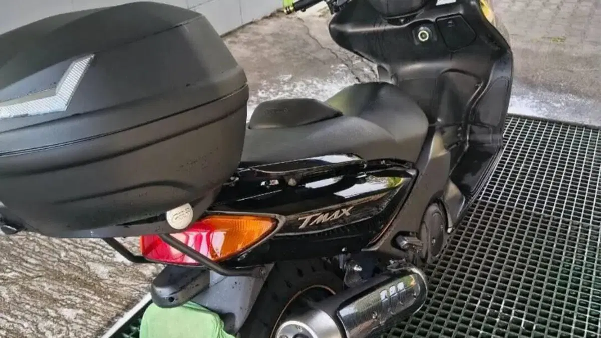 Yamaha T-Max 500 Black Max (2006 - 07)  (4)
