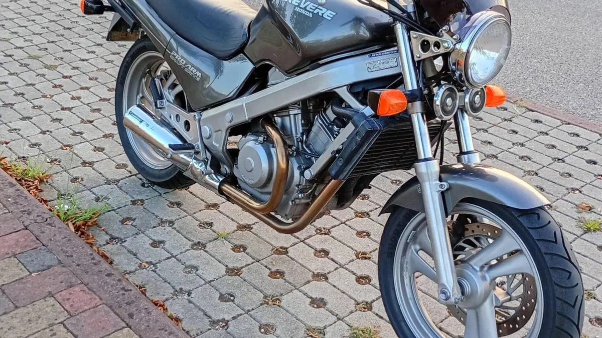 Honda   (4)