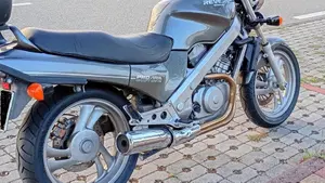 Honda   (2)