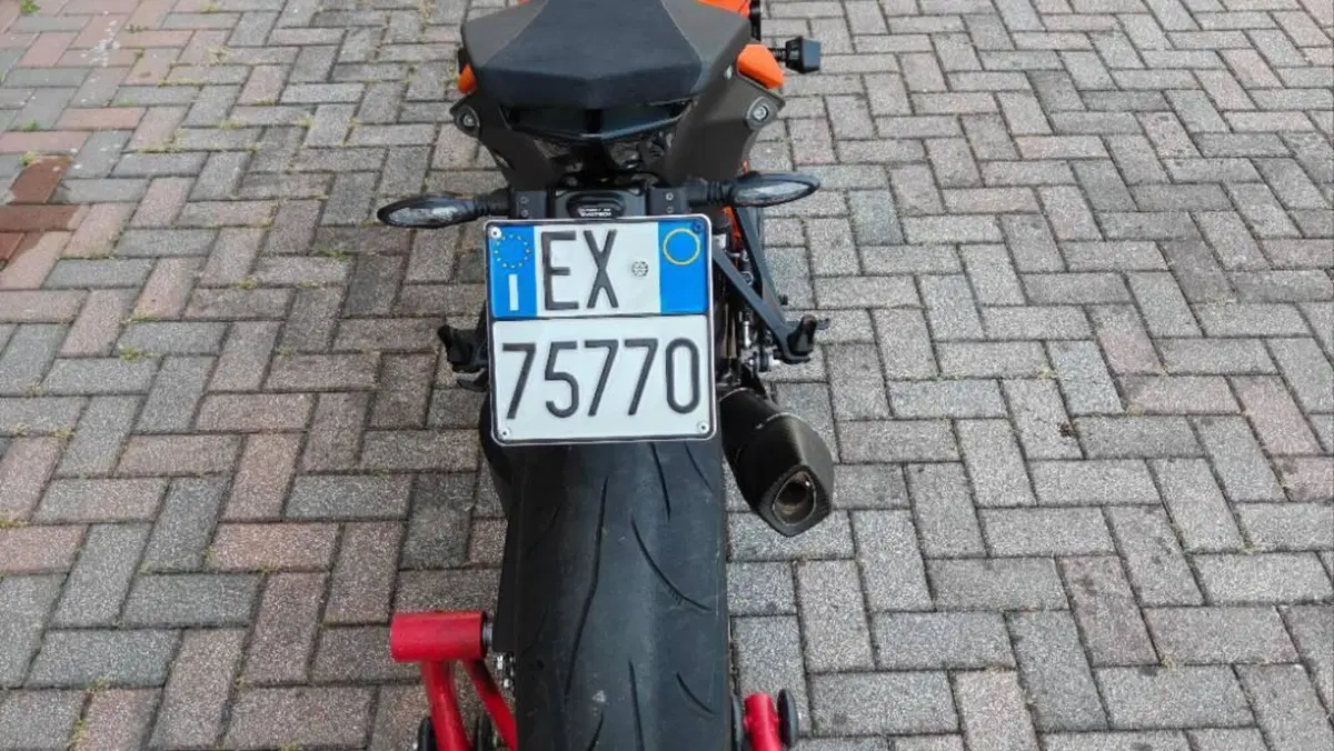 KTM 1290 Super Duke R (2021 - 23)  (2)