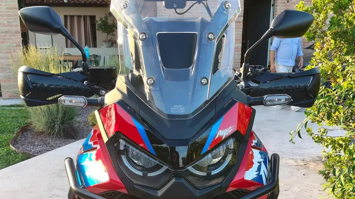 Honda Africa Twin CRF 1100L (2024 - 26)  (3)