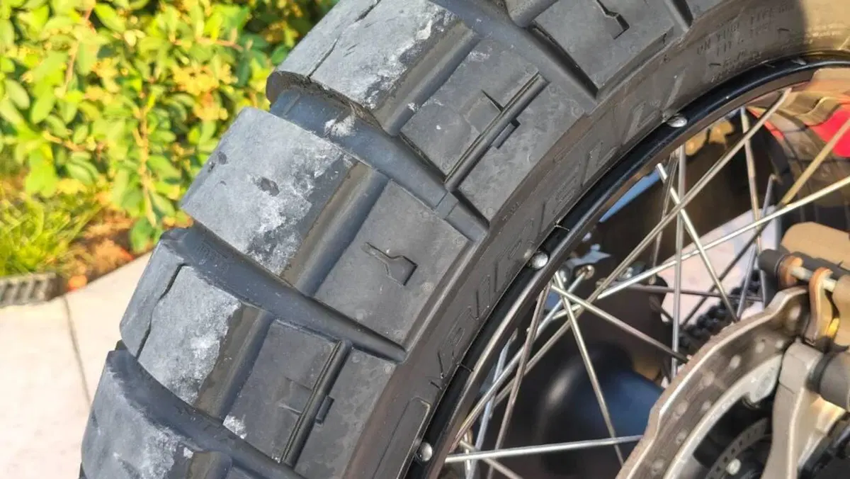 Honda Africa Twin CRF 1100L (2024 - 26)  (8)