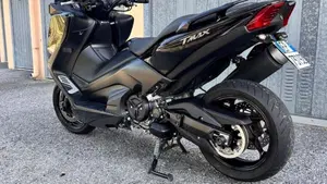 Yamaha T-Max 530 SX (2017 - 19)  (4)