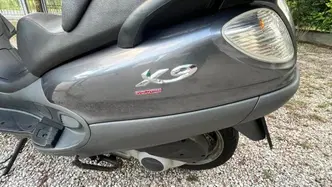 Piaggio X9 200 Evolution