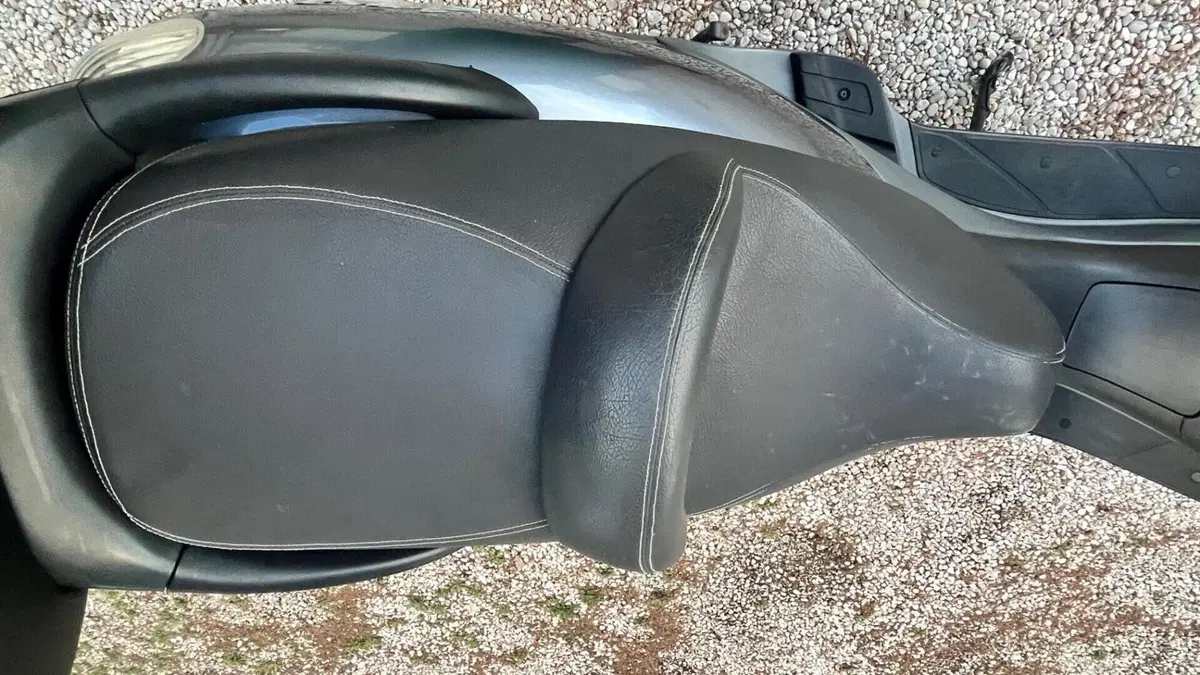 Piaggio X9 200 Evolution  (5)