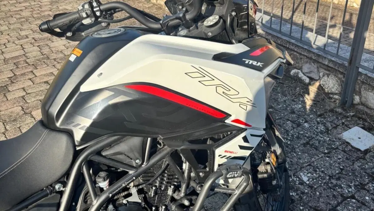 Benelli TRK 702X (2023 - 25)  (2)