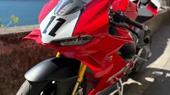 Ducati Panigale V4 S (2025 - 26) usata