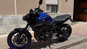 Yamaha MT-09 (2017 - 20)  (2)