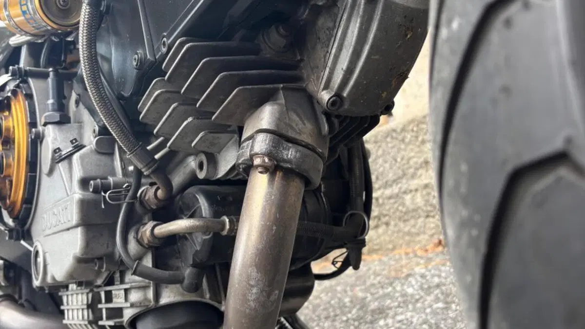 Ducati Monster 900 Special I.E. (1999 - 02)  (7)