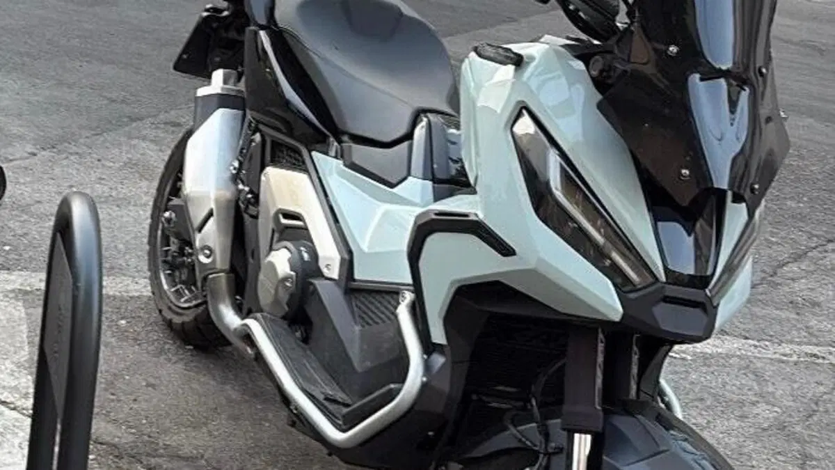 Honda X-ADV 750 DCT Travel (2021 - 24)  (2)