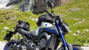 Yamaha MT-09 ABS (2016)  (2)