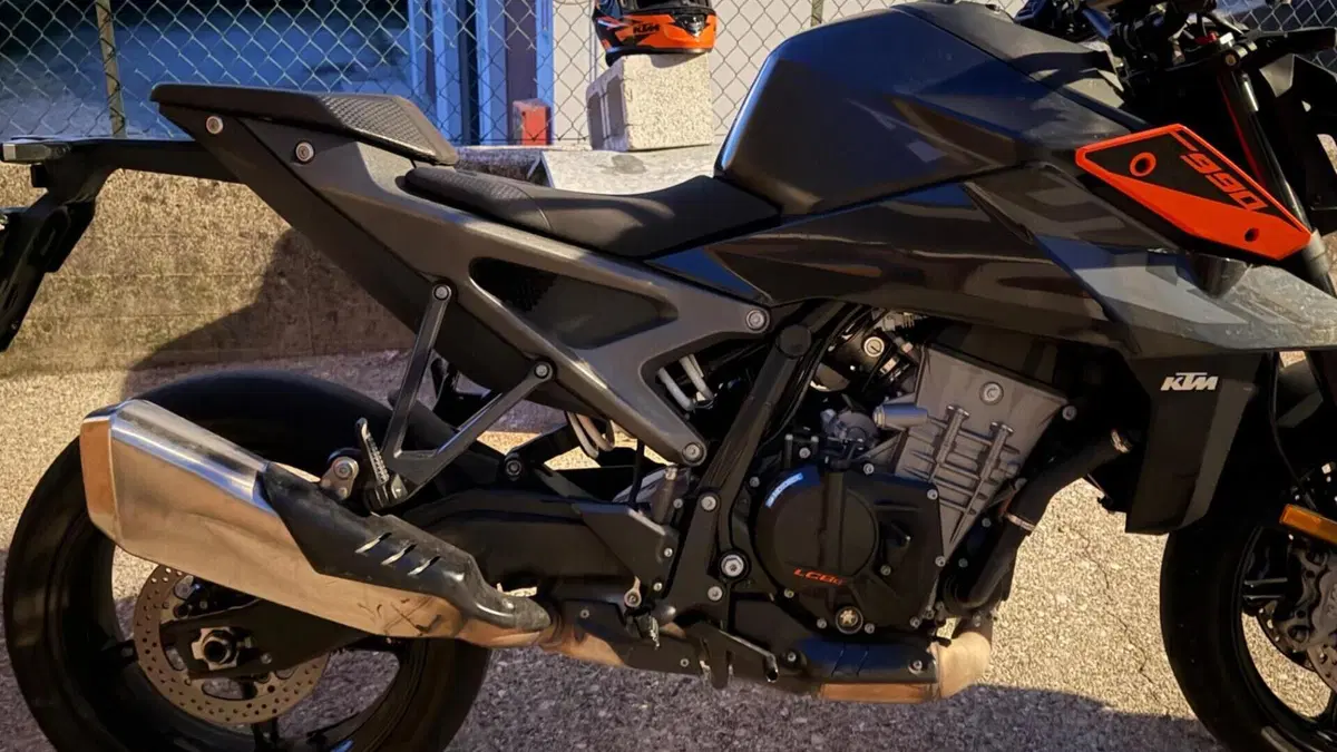 KTM 990 Duke (2024 - 26)  (2)