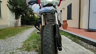 Moto Guzzi V85 TT (2021 - 23) usata