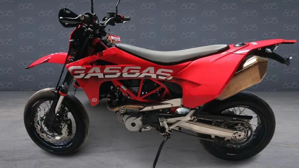 GASGAS SM 700 (2022 - 26)  (2)