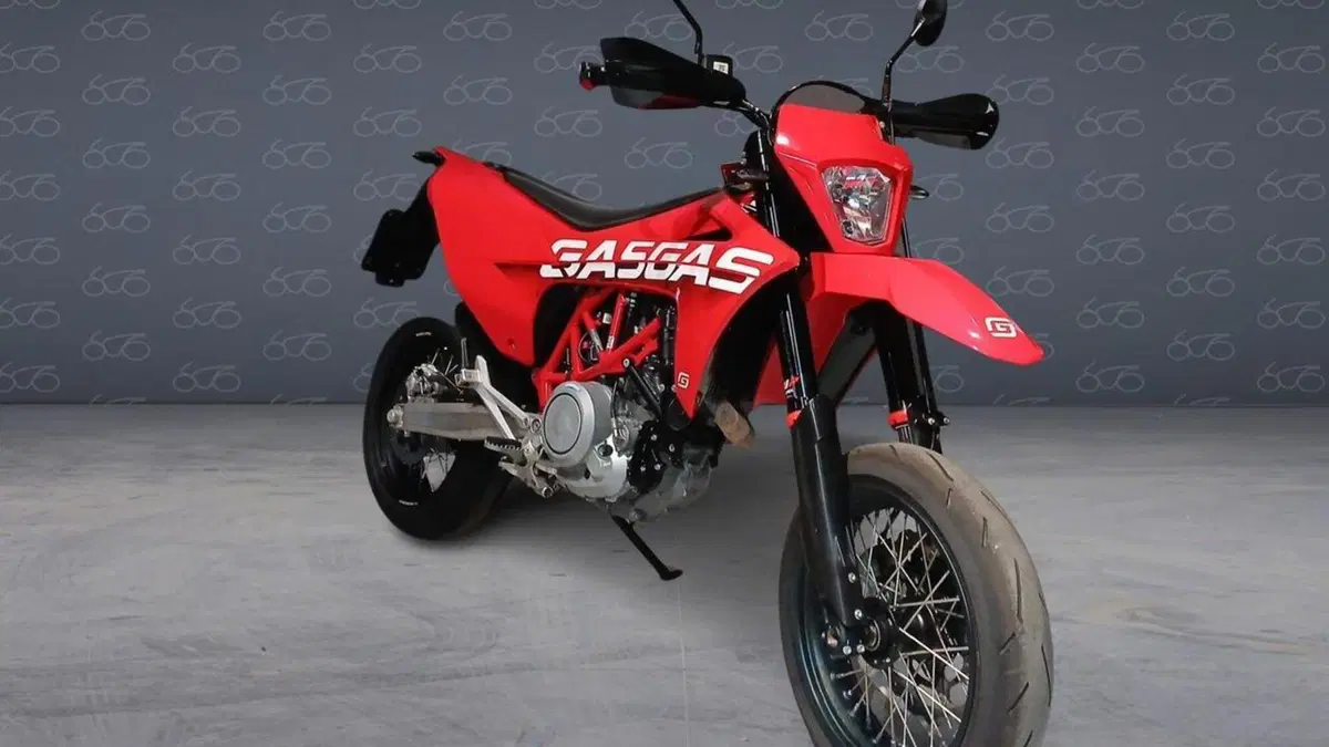 GASGAS SM 700 (2022 - 26)  (3)