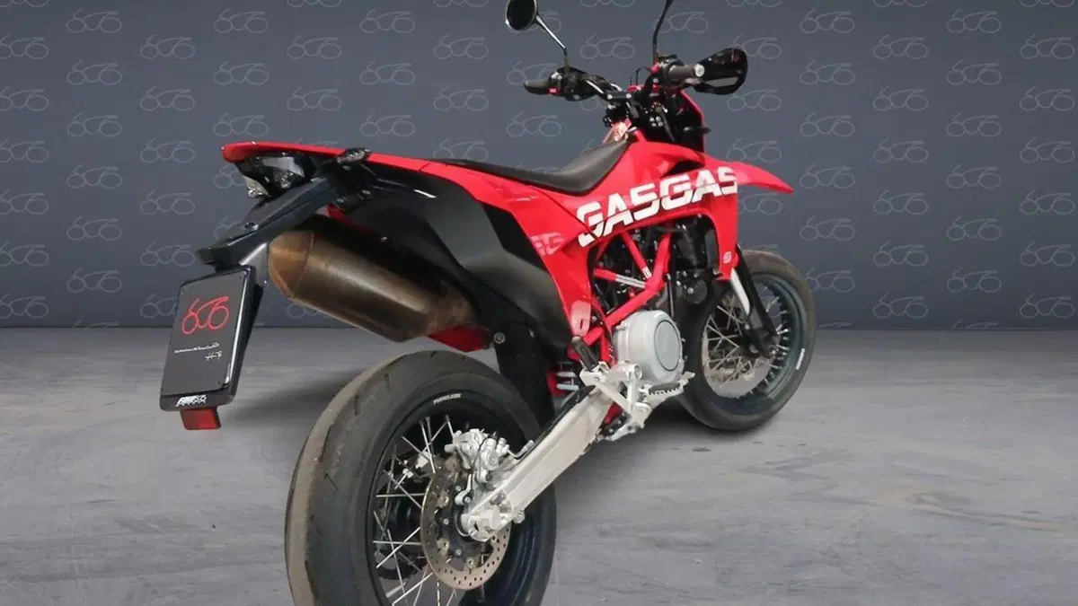 GASGAS SM 700 (2022 - 26)  (4)