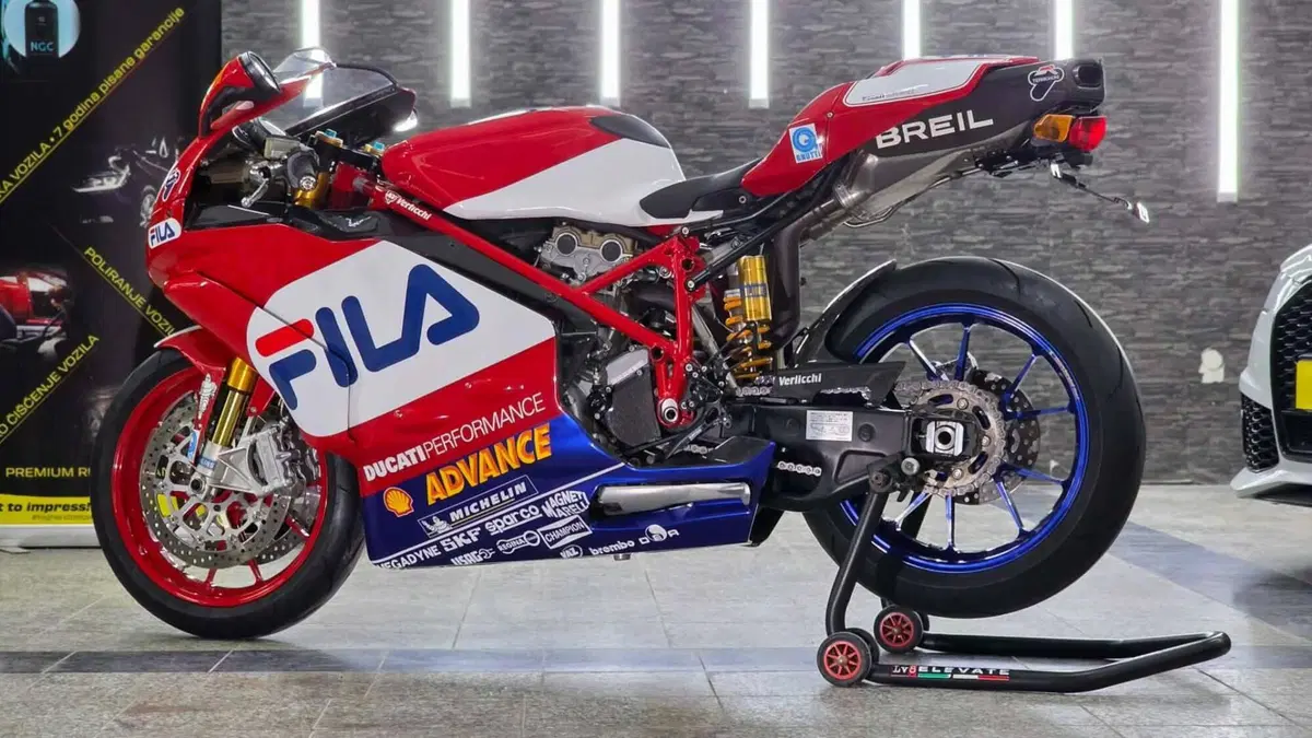 Ducati 999 R (2002 - 04)  (2)