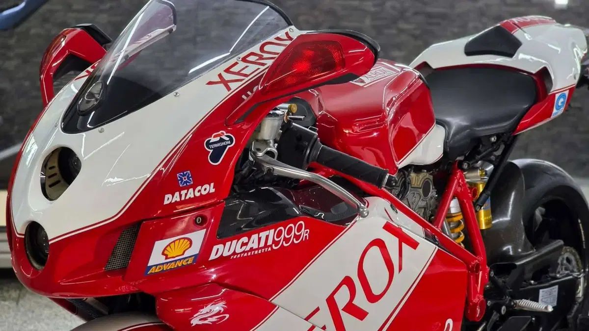 Ducati 999 R (2005 - 06)  (10)