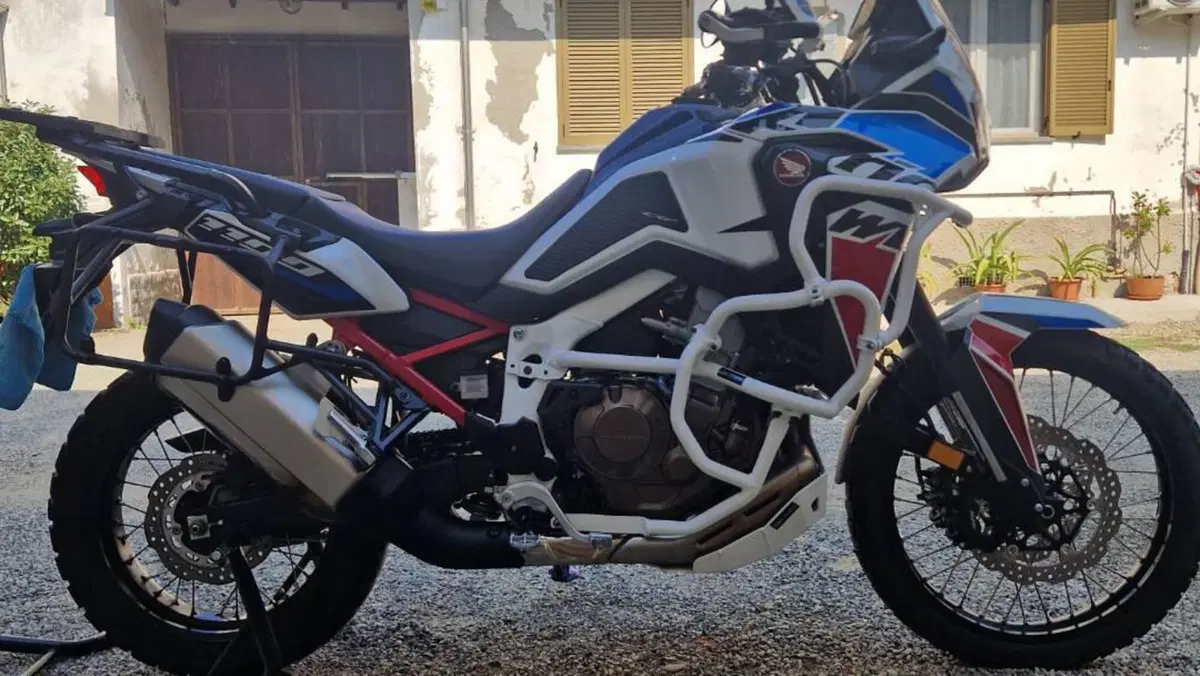 Honda Africa Twin CRF 1100L Urban (2022 - 23)  (4)