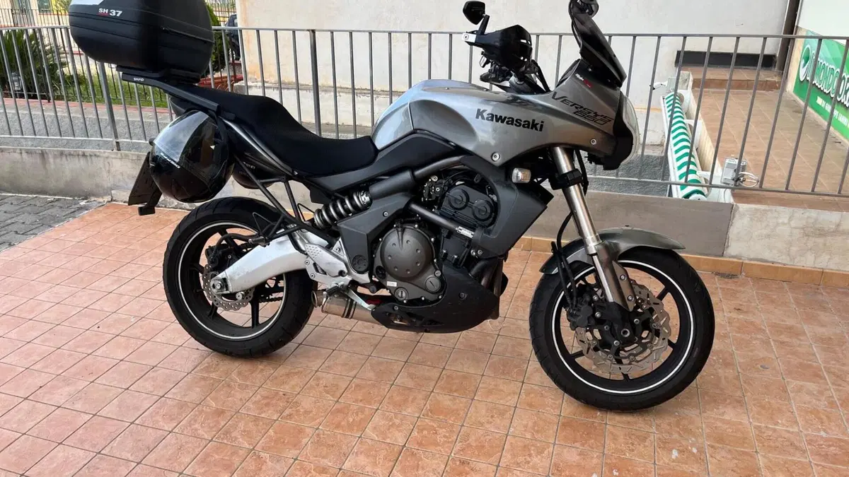 Kawasaki Versys 650 (2006 - 09)  (2)