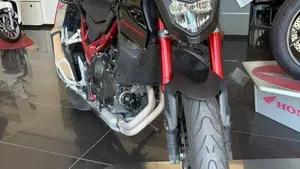 Honda CB 750 Hornet (2023 - 24)  (3)