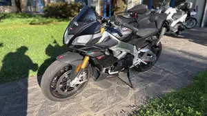 Aprilia Tuono V4 RR (2019 - 20)  (2)