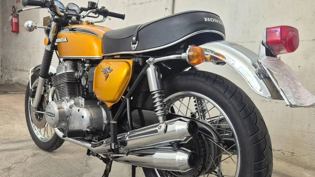 Honda   (8)