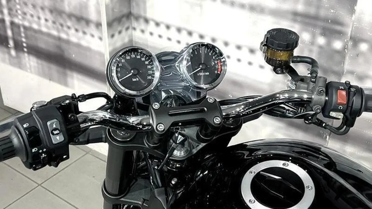 Kawasaki Z 900 RS (2022 - 25)  (6)