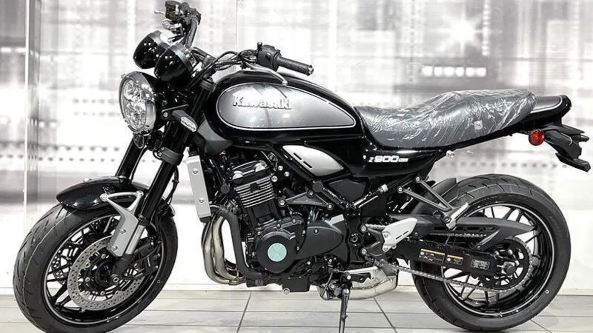 Kawasaki Z 900 RS (2022 - 25)  (7)