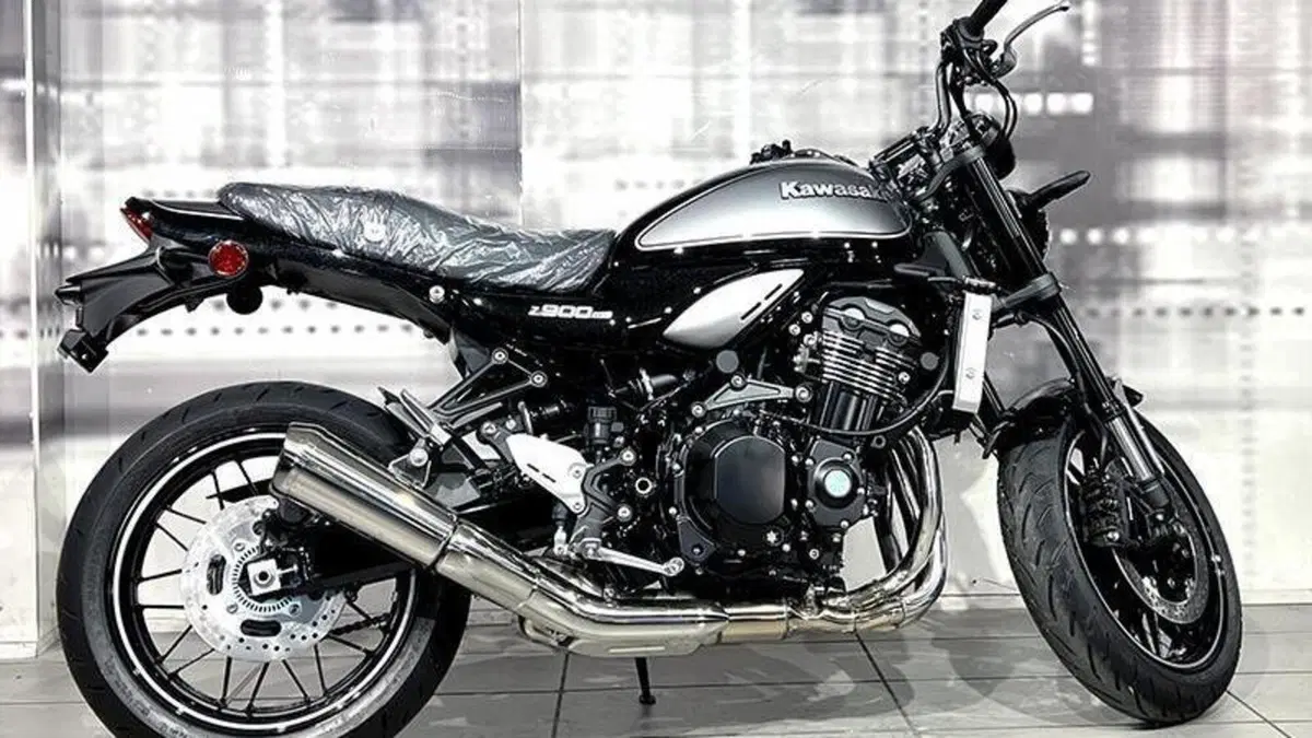 Kawasaki Z 900 RS (2022 - 25)  (8)