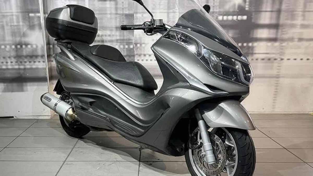 Piaggio X10 500 Executive (2011 - 17) 