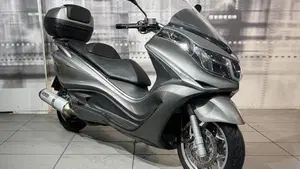 Piaggio X10 500 Executive (2011 - 17) 