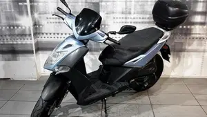 Kymco Agility 150 R16  (2)