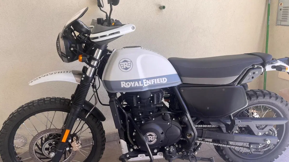 Royal Enfield Himalayan 411 (2017 - 20)  (2)