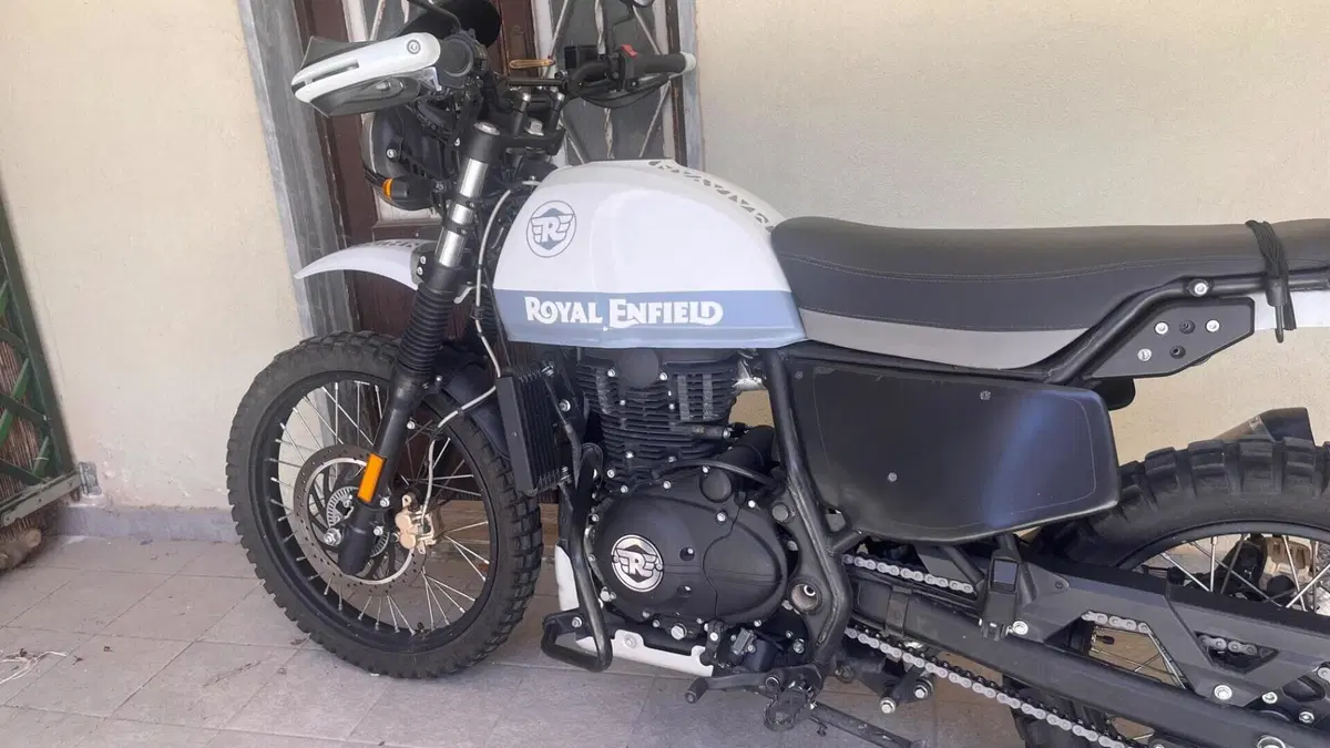 Royal Enfield Himalayan 411 (2017 - 20)  (5)