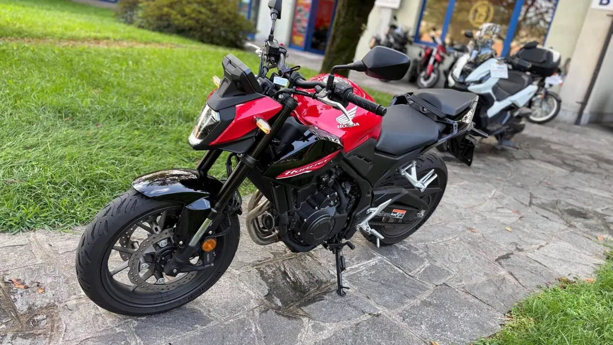 Honda CB 500 Hornet (2024 - 25)  (4)