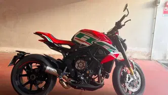 MV Agusta Dragster 800 RC SCS (2022 - 25) usata