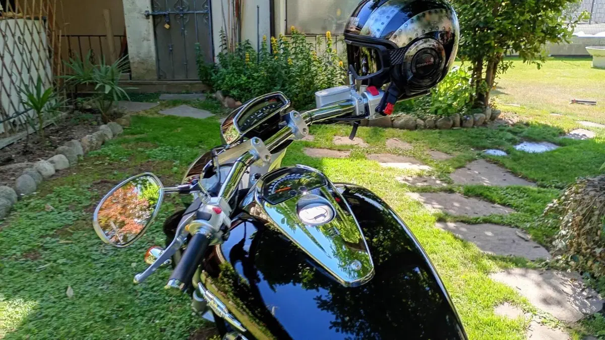 Suzuki Intruder M 1800 R (2009 - 14)  (12)