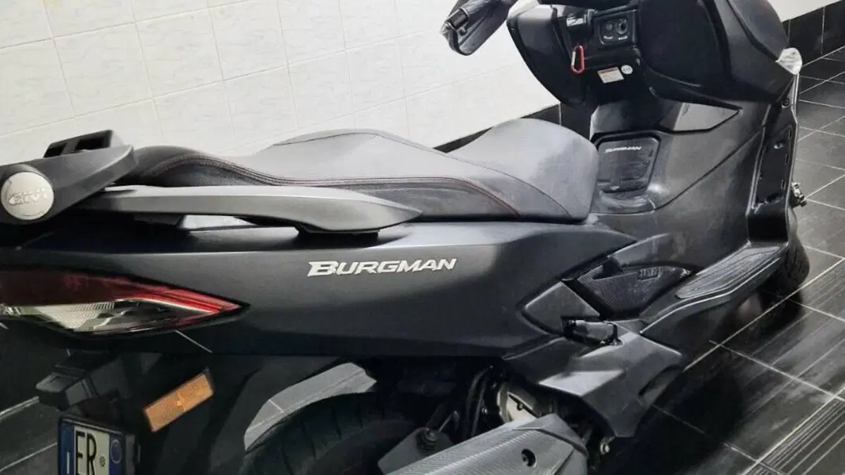 Suzuki Burgman AN 400 (2017 - 20)  (4)